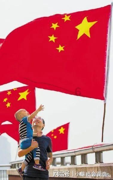 外星球体进黑洞