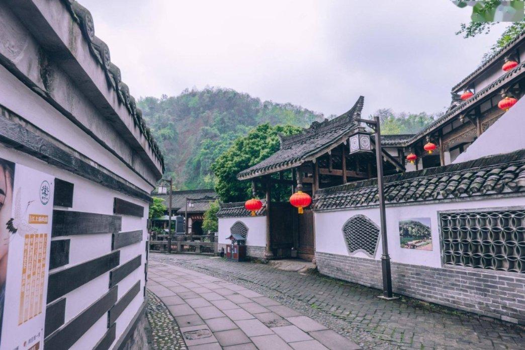 怎么煮出来的藕不变黑游戏画面